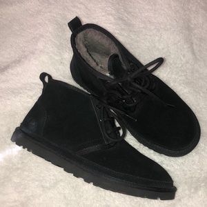 NEVER BEEN WORN Uggs